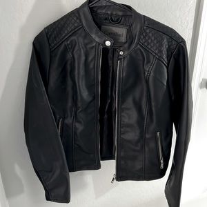 Black leather Jacket - size medium